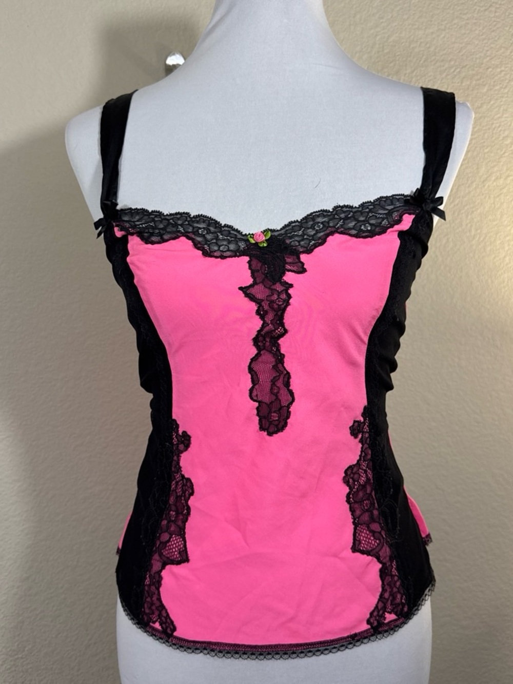 Y2K Vintage Betsey Johnson Pink and Black Lace Cami Tank Top